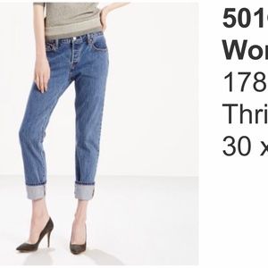 Levi’s 501 CT Jeans in Thrill Seeker Wash, Cropped Raw Hem